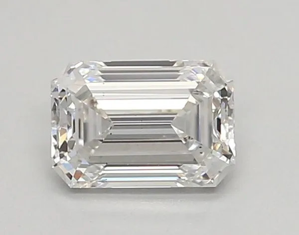 0.68ct EMERALD E VS1 Lab diamond