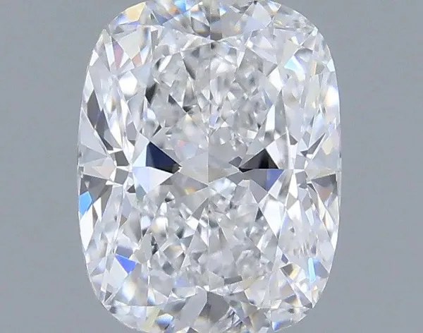 0.7ct CUSHION D VS1 Natural diamond