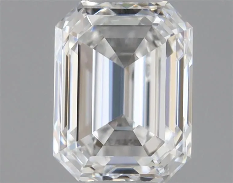 0.46ct EMERALD E VVS2 Natural diamond