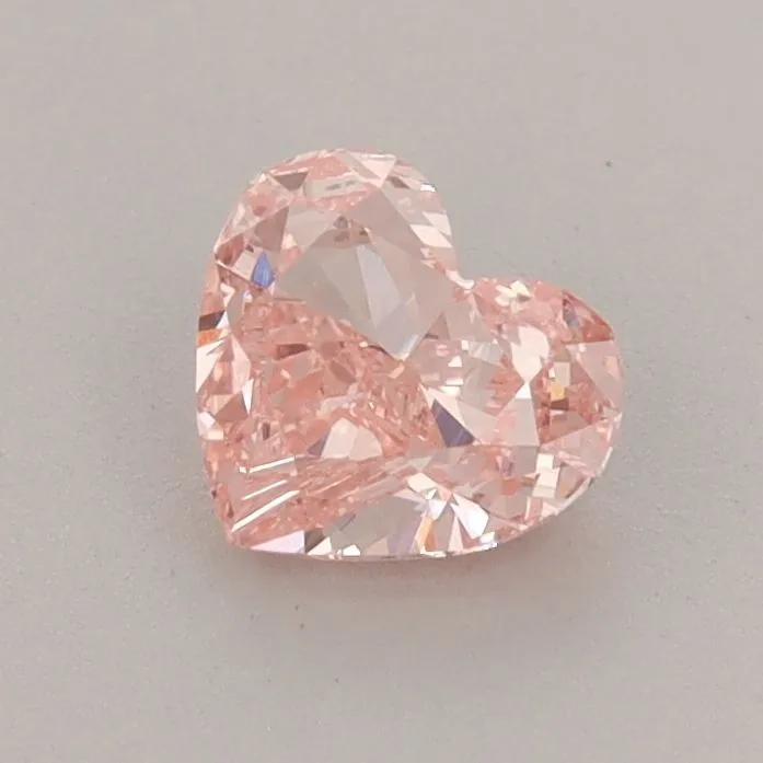 0.71ct HEART Fancy Vivid Pink VVS2 Coloured Lab diamond