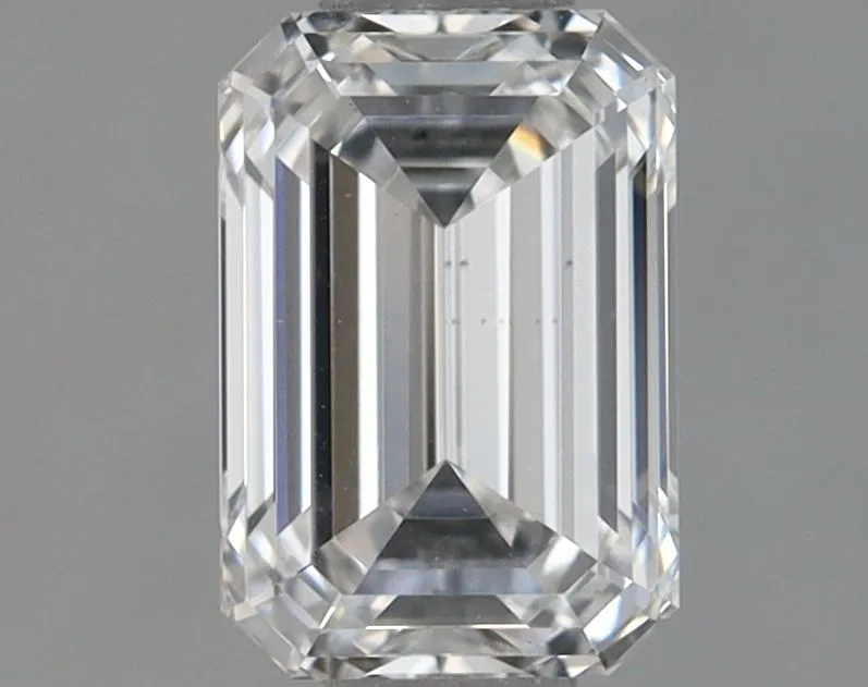 0.72ct EMERALD E VS1 Lab Grown diamond