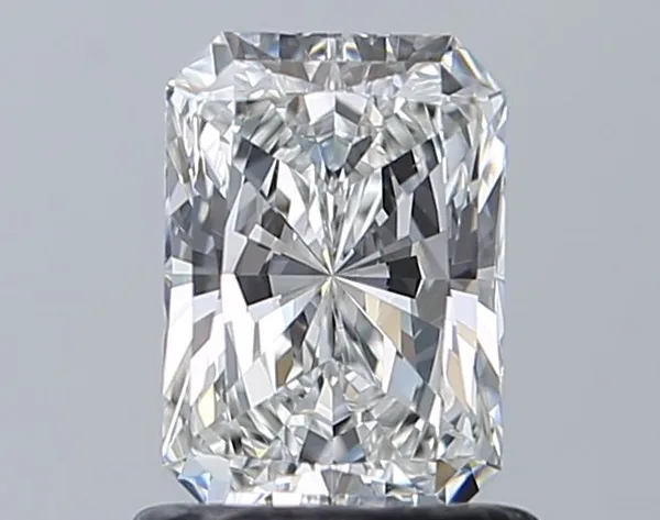 0.9ct RADIANT F VS2 Natural diamond