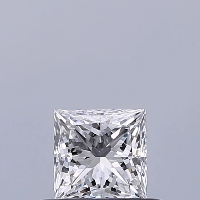 0.40ct PRINCESS D VVS1 Natural diamond