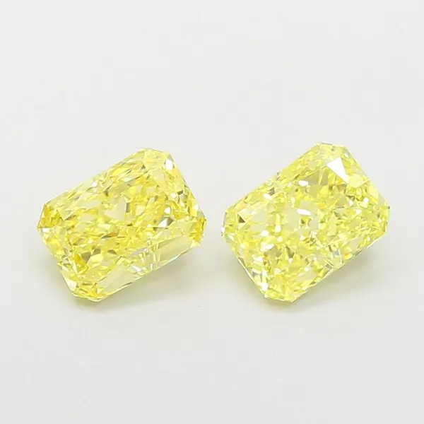 1.1ct RADIANT Fancy Vivid Yellow VVS2 Coloured Lab diamond