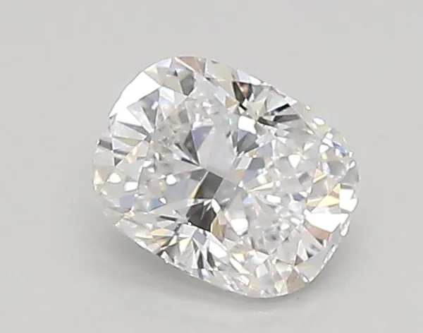0.58ct CUSHION E VVS1 Lab diamond