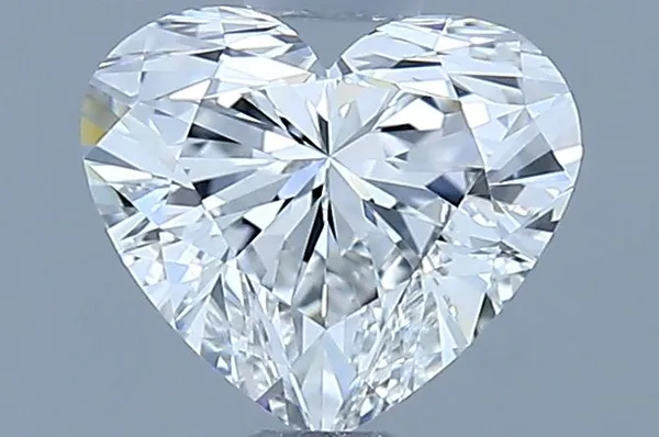 0.8ct HEART F VVS1 Natural diamond