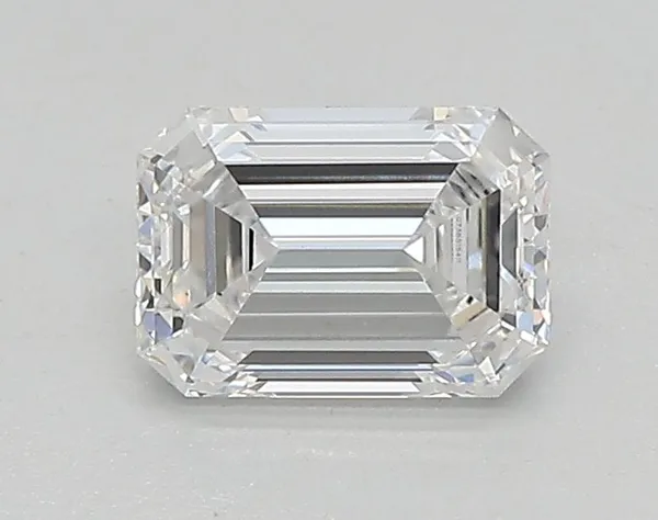 0.66ct EMERALD E VS1 Lab diamond