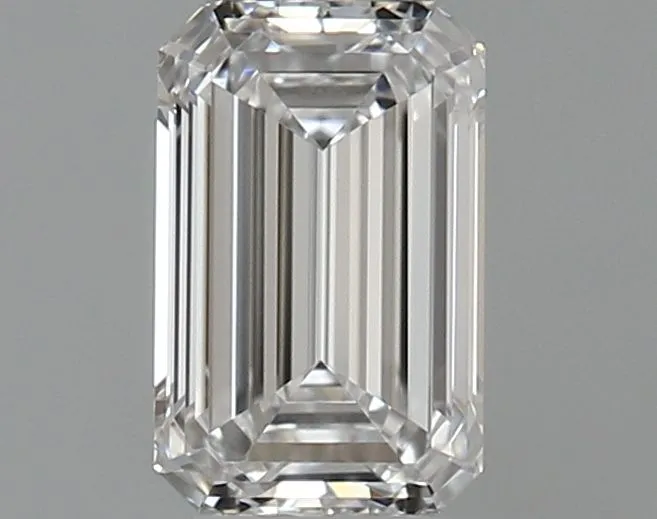 0.40ct EMERALD D VVS1 Natural diamond