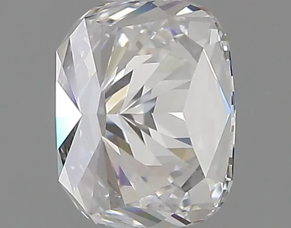 0.7ct CUSHION E VVS1 Natural diamond