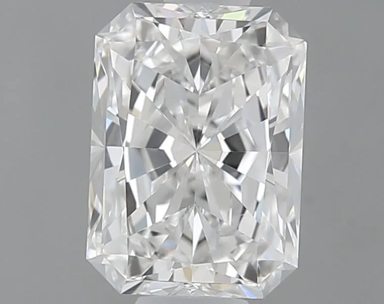 0.60ct RADIANT E VS1 Natural diamond