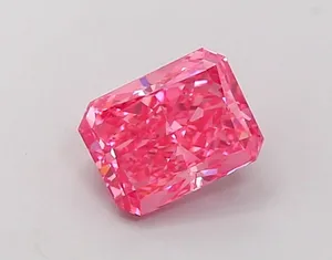 1.03ct RADIANT Fancy Vivid Pink VS2 Coloured Lab diamond