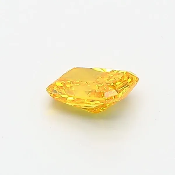 0.41ct RADIANT Fancy Vivid Yellow VVS1 Coloured Lab diamond