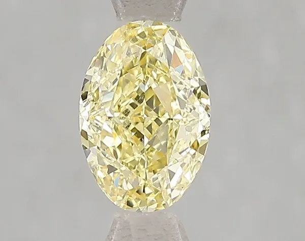1.02ct OVAL Fancy Vivid Yellow VS2 Coloured Lab diamond