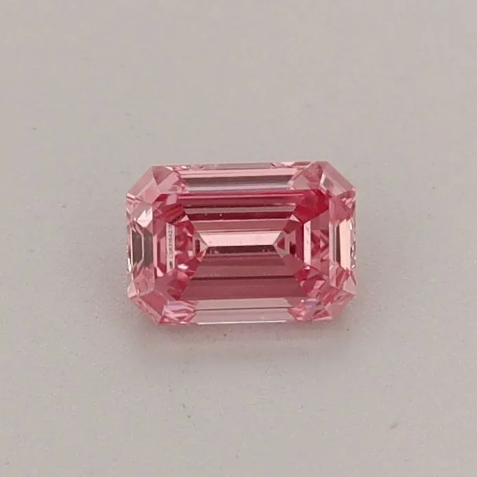 0.30ct EMERALD Fancy Vivid Pink VVS2 Coloured Lab diamond