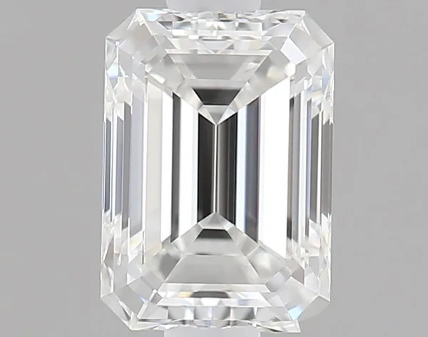 0.32ct EMERALD F VVS1 Natural diamond