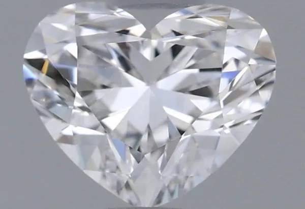 0.53ct HEART D VVS2 Natural diamond