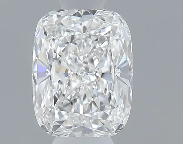 0.3ct CUSHION E VVS1 Natural diamond