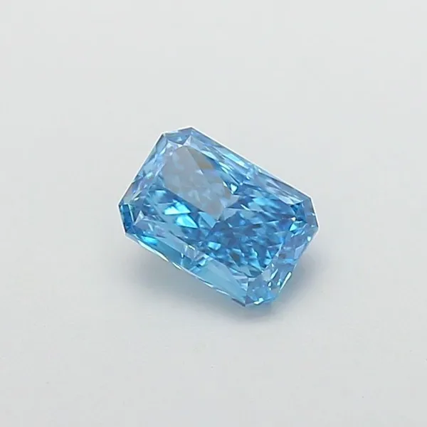 1.06ct RADIANT Fancy Vivid Blue VVS2 Coloured Lab diamond
