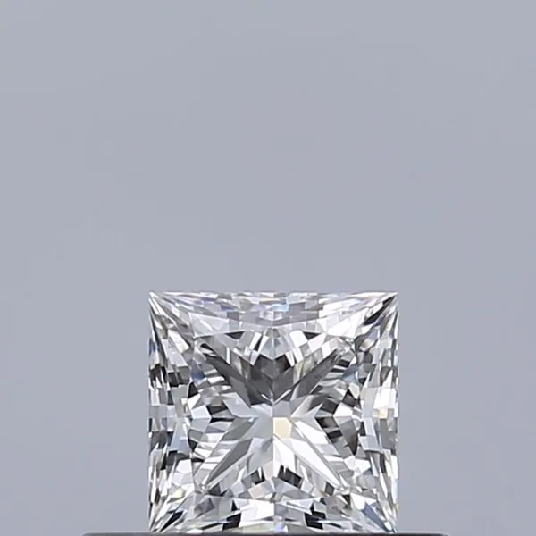 0.36ct PRINCESS E VVS1 Natural diamond