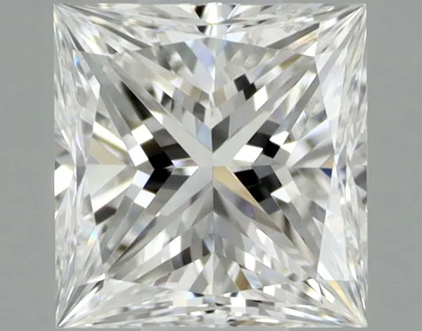0.41ct PRINCESS E VVS1 Natural diamond