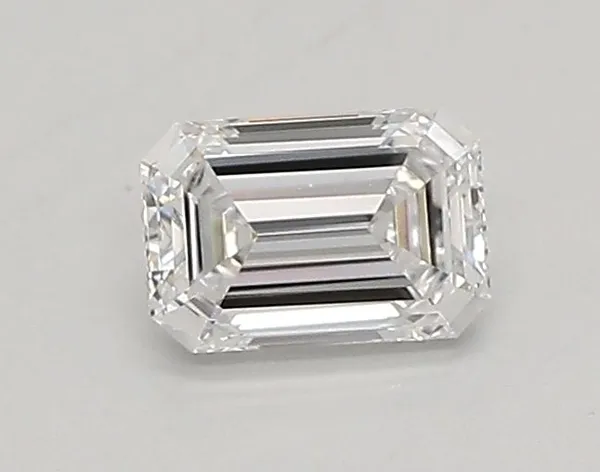 0.37ct EMERALD D VVS1 Lab diamond