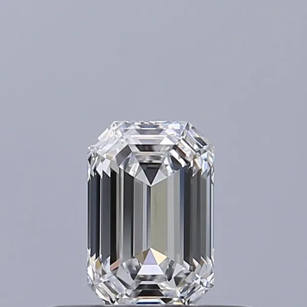 0.33ct EMERALD E VVS2 Natural diamond