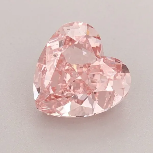 1.31ct HEART Fancy Vivid Pink VVS2 Coloured Lab diamond