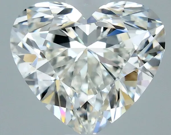 0.7ct HEART H VVS2 Natural diamond