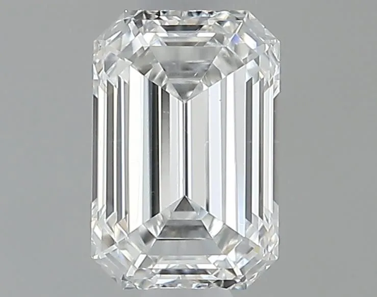 0.41ct EMERALD E SI1 Natural diamond