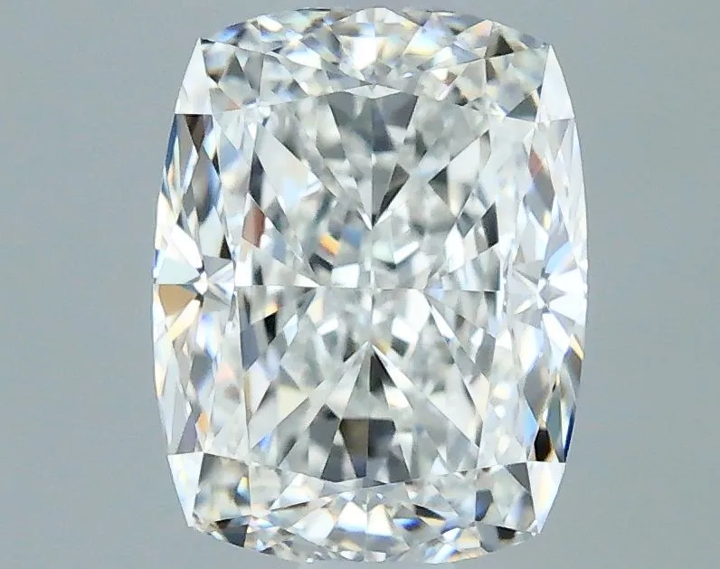 0.70ct CUSHION G VVS1 Natural diamond