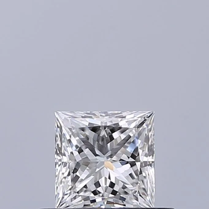 0.42ct PRINCESS E VVS1 Natural diamond