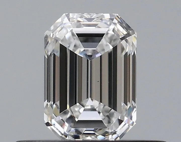 0.40ct EMERALD E VS2 Natural diamond