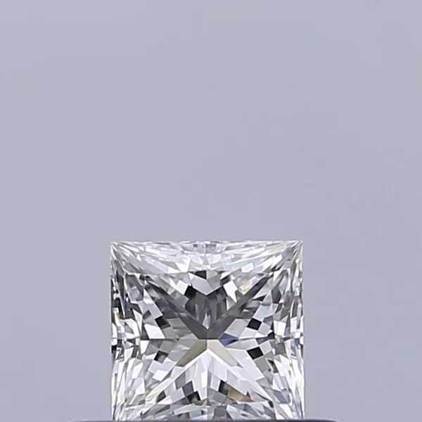 0.3ct PRINCESS D VVS2 Natural diamond