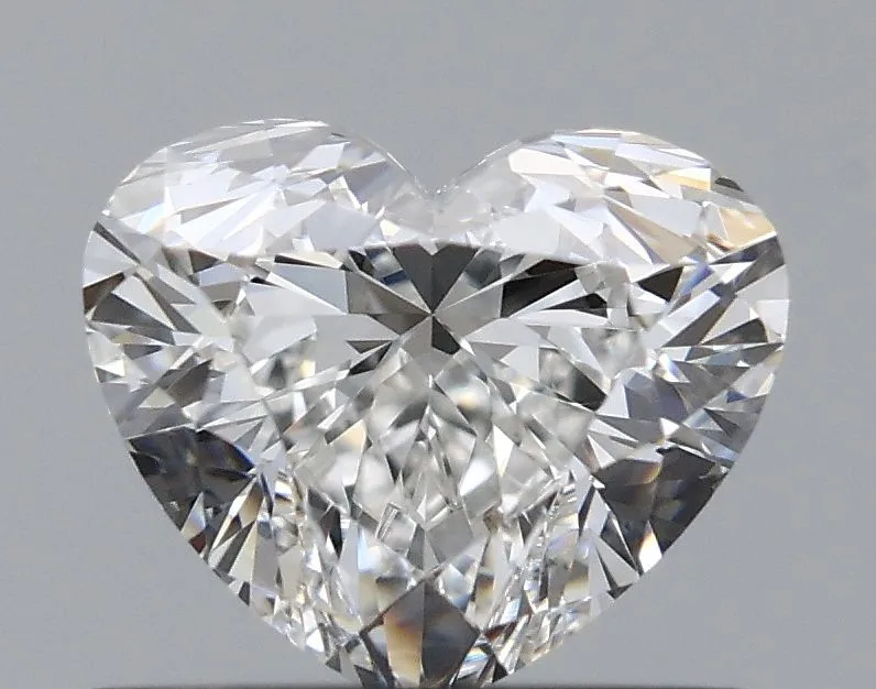 0.65ct HEART G VVS2 Natural diamond