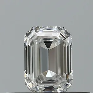0.34ct EMERALD E VVS2 Natural diamond