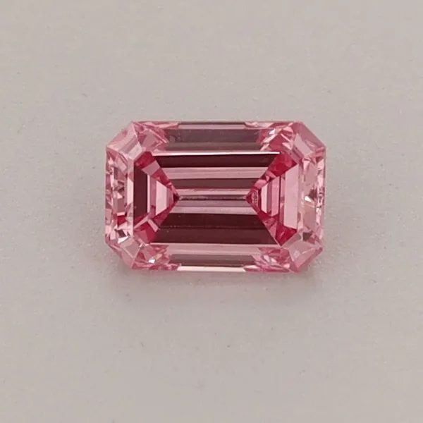 0.38ct EMERALD Fancy Vivid Pink VS1 Coloured Lab diamond