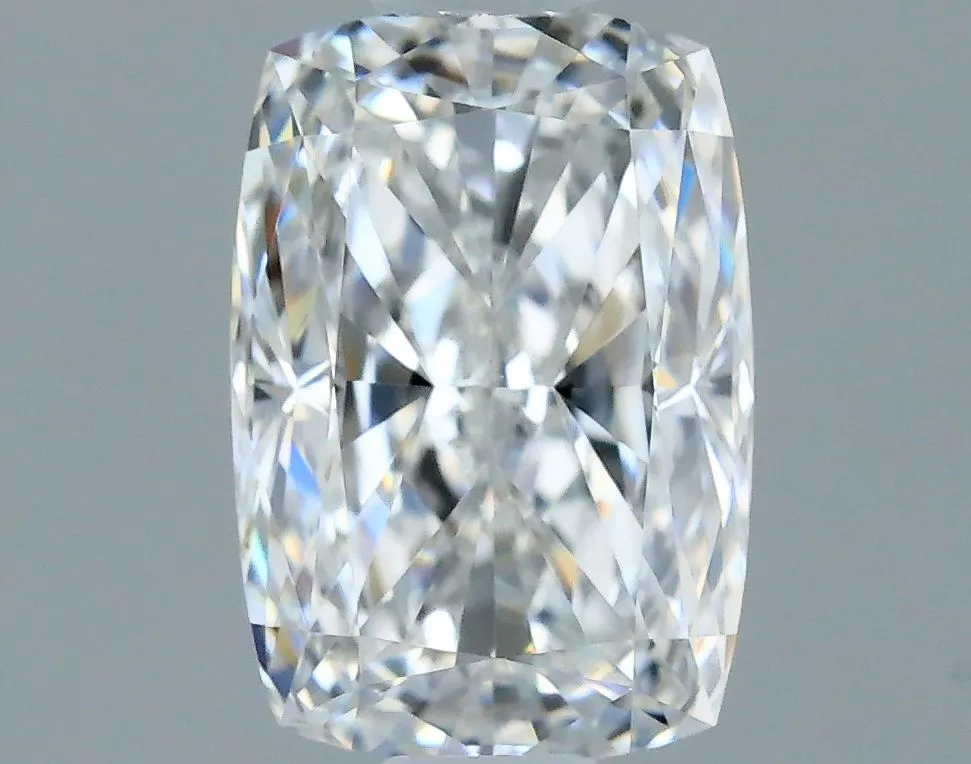 0.70ct CUSHION E VVS2 Natural diamond