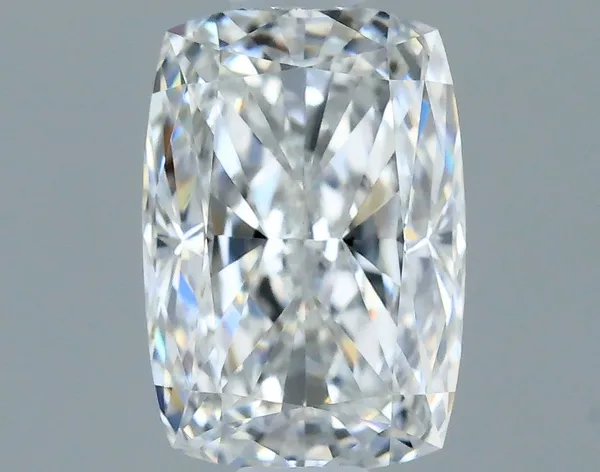 0.7ct CUSHION E VVS2 Natural diamond