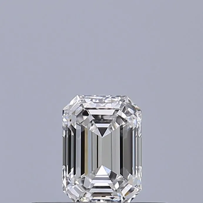 0.30ct EMERALD E VVS2 Natural diamond