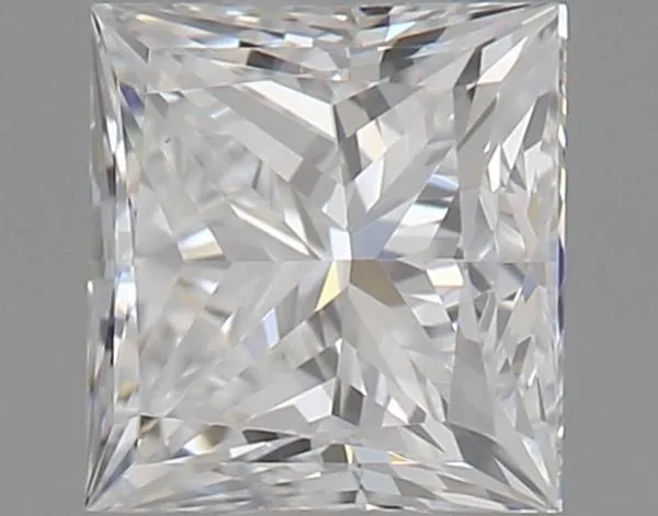 0.31ct PRINCESS E VVS2 Natural diamond