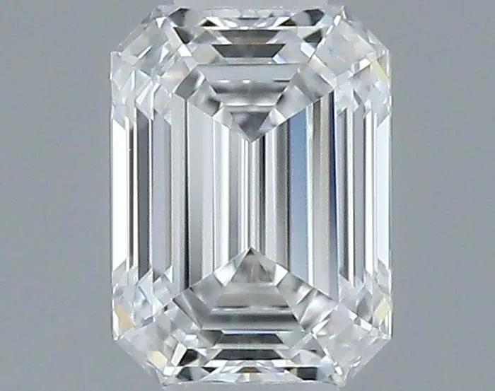 0.32ct EMERALD F VVS2 Natural diamond