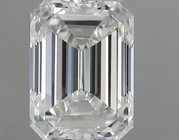 0.4ct EMERALD H VVS1 Natural diamond