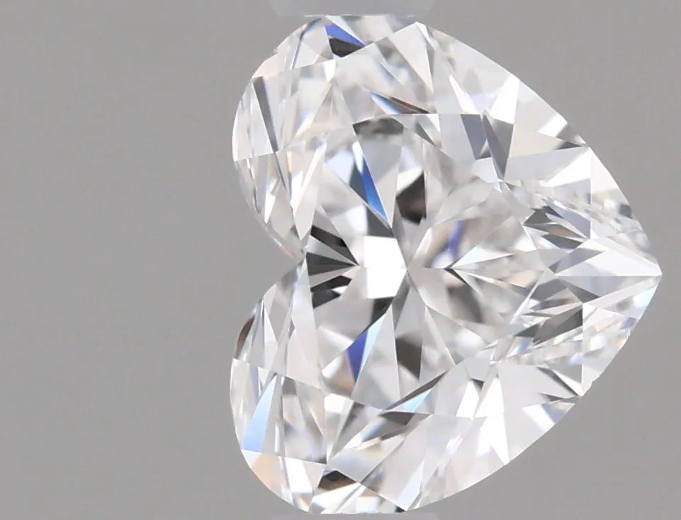 0.70ct HEART E VS1 Natural diamond