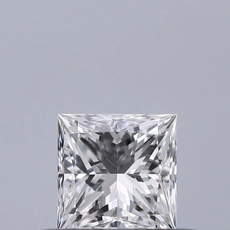 0.34ct PRINCESS E VVS2 Natural diamond