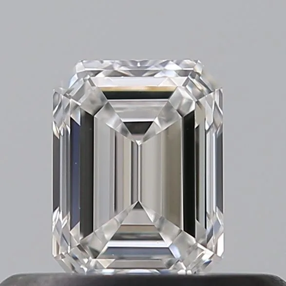 0.34ct EMERALD E VVS1 Natural diamond