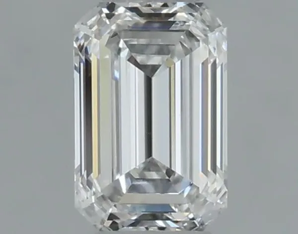 0.34ct EMERALD E VS1 Natural diamond