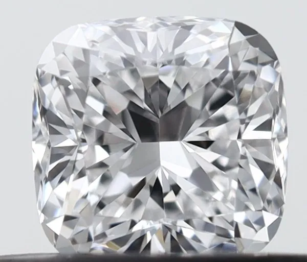 0.35ct CUSHION D VVS2 Natural diamond