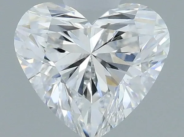 0.51ct HEART E VS1 Natural diamond