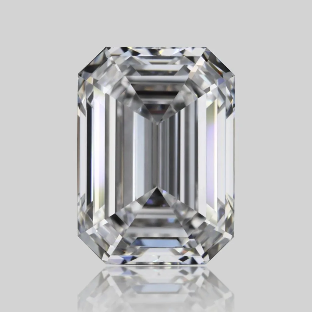 0.70ct EMERALD D VVS1 Natural diamond