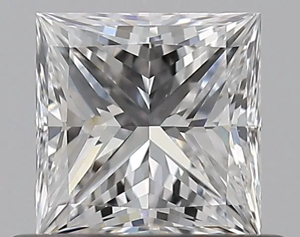 0.51ct PRINCESS D VVS2 Natural diamond